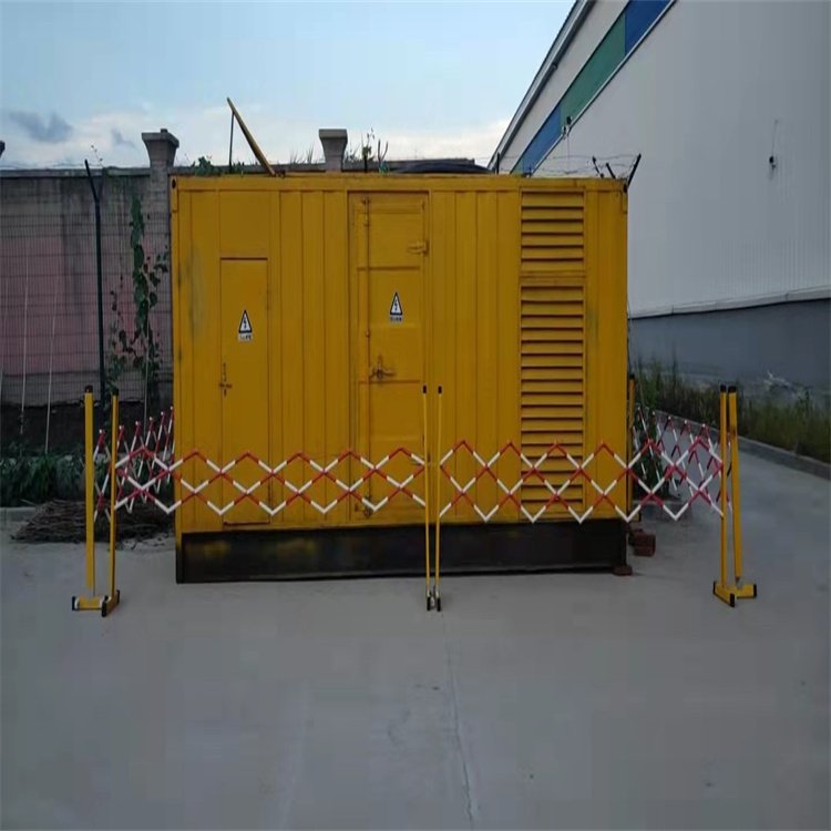 松桃发电机组油箱盖上留出小气孔有什么用？