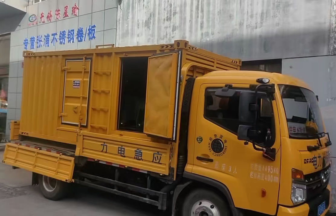 松桃柴油发电机组负载测试时应如何监控机组的运行状态？