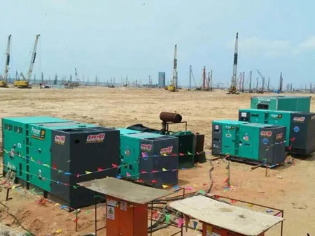 松桃柴油发电机组干式空气滤清器的维护成本高吗？