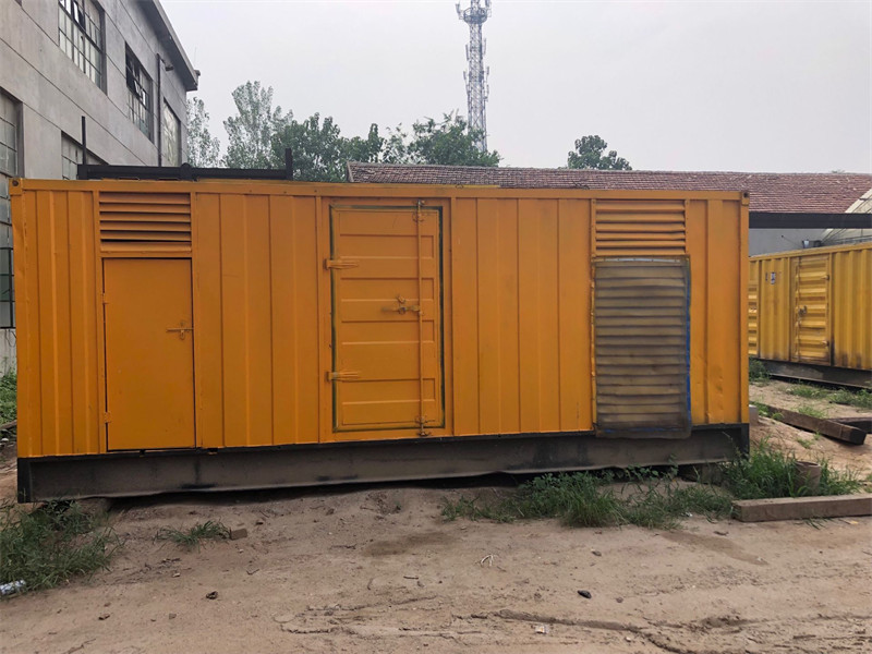 松桃发电机出租进行负载测试时，电瓶电量不足的具体判断标准是什么？