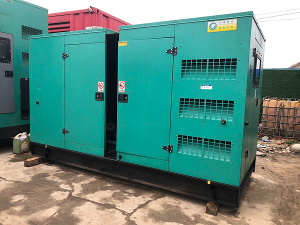 松桃怎样合理控制磷酸铁锂蓄电池的充放电倍率以延长其使用寿命？